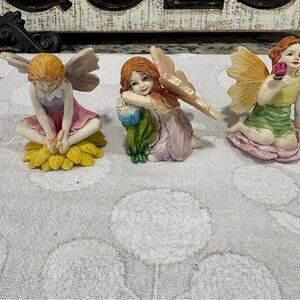 3 vintage resin fairies - Home World -